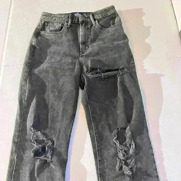 Hollister Womens Ultra High Rise Straight Leg Jeans Black Distressed Zipper 26 3 - Picture 6 of 12